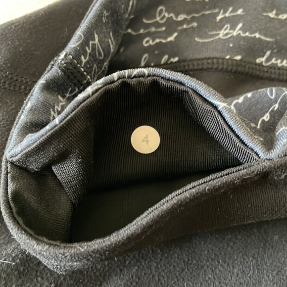 Lululemon reversible black cropped leggings. Size 4. Gentle used! - Picture 5 of 5